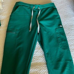 Figs Women’s Yola Skinny Scrub Pant